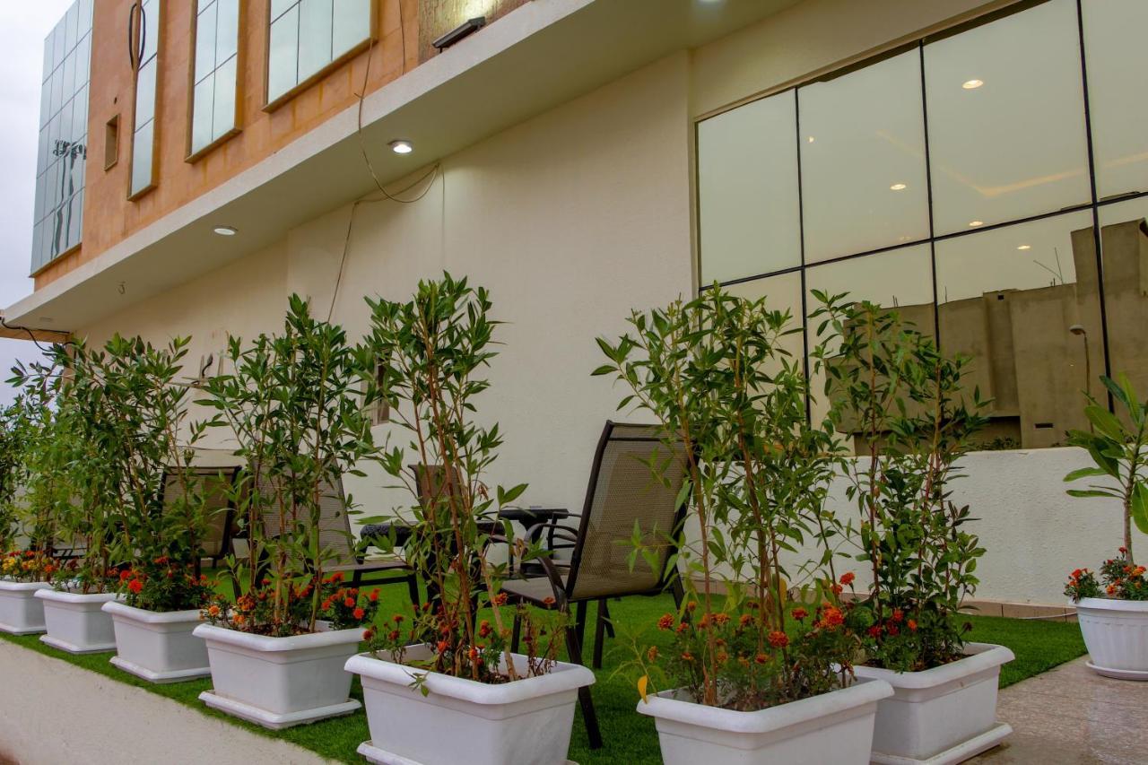 Areen Aparthotel Riadh Exterior foto